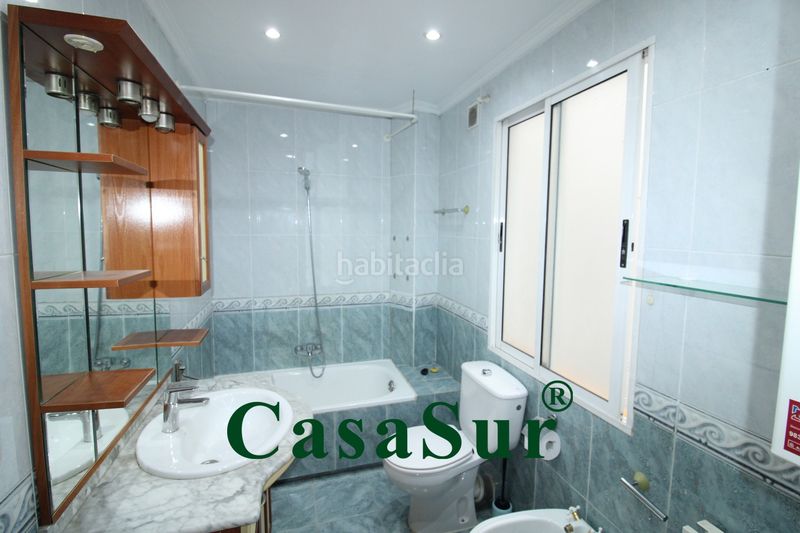 Foto 3f586c94-998f-4e3b-86c1-a99b355436d7. Flat with heating in Circular Valladolid