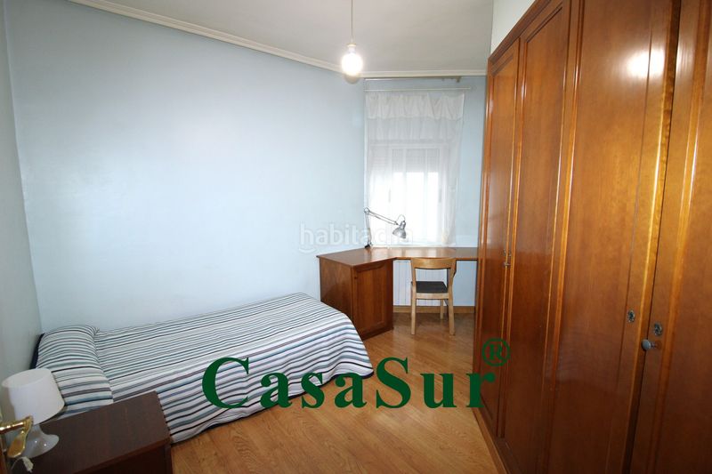 Foto cec55f5f-bb19-4988-a760-641c7c606172. Flat with heating in Circular Valladolid
