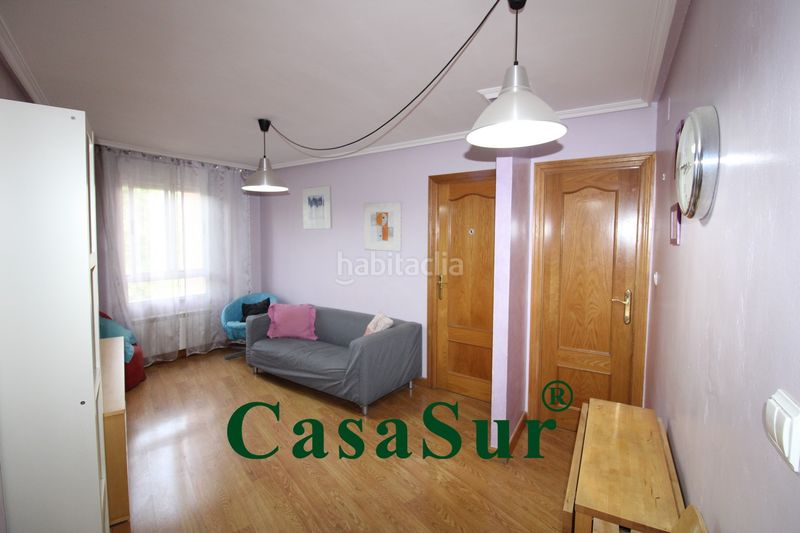 Foto f2f4b92c-6c8f-49f6-b094-53f1be336370. Flat with heating in Circular Valladolid