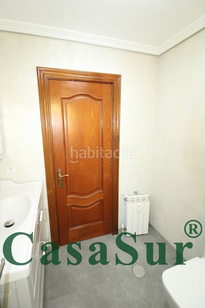 Foto e3c26f5b-0d31-4083-839d-65c1194818bb. Pis amb calefacció aparcament a La Rubia Valladolid