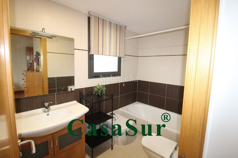 Foto 955c4808-f86c-4ce2-93a7-a0fcb13f58e1. Apartament amb calefacció aparcament a Hospital Nuevo Valladolid