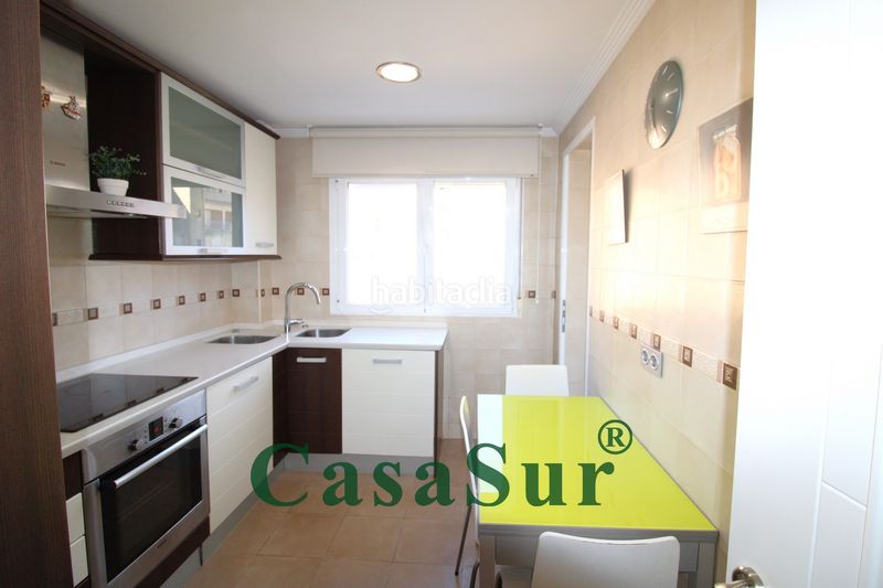 Foto 1605e922-76b4-4558-b59c-27b48f589f99. Apartament amb calefacció aparcament a Circular Valladolid
