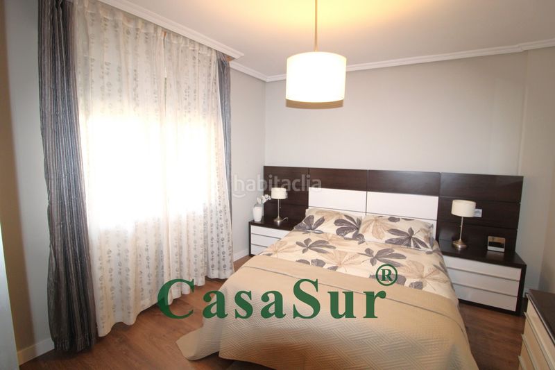 Foto 31720eeb-be59-4298-95e7-1bc18aeaf812. Apartament amb calefacció aparcament a Circular Valladolid