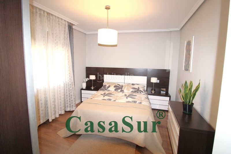 Foto 802efe28-4514-4626-adc9-9b75d6baf388. Apartament amb calefacció aparcament a Circular Valladolid