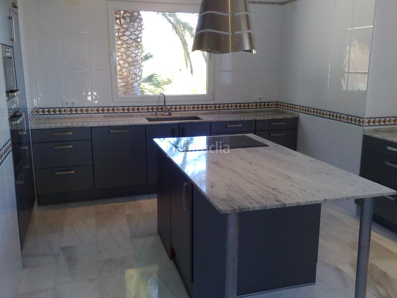 Foto 0478fa04-fe23-4882-a995-94436be85204. Chalet mit parking pool in Oltamar - Cucarres Calp