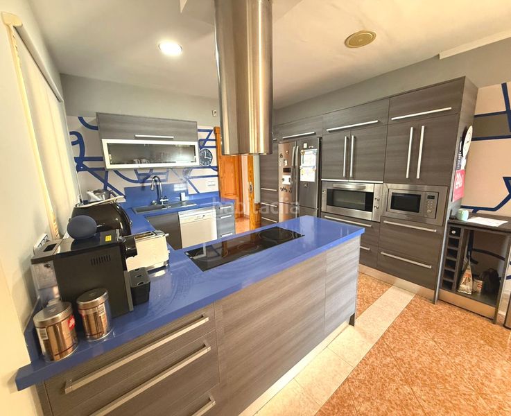 Foto fcf06163-9847-4ab9-a2c5-92e3868943fd. Chalet avec piscine dans Benicolada - Las Adelfas Calp