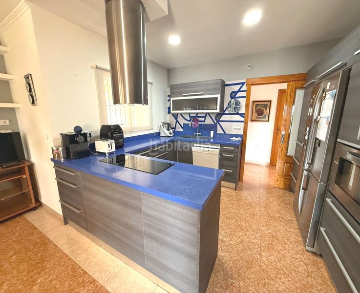 Foto e1da2371-0ba6-4177-a956-798936e001ca. Chalet con piscina in Benicolada - Las Adelfas Calp