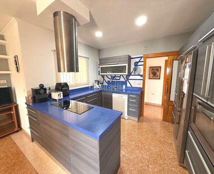 Foto ee042278-2155-4515-b2d7-87349861c585. Chalet con piscina in Benicolada - Las Adelfas Calp