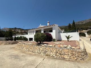 Xalet a Oltamar - Cucarres