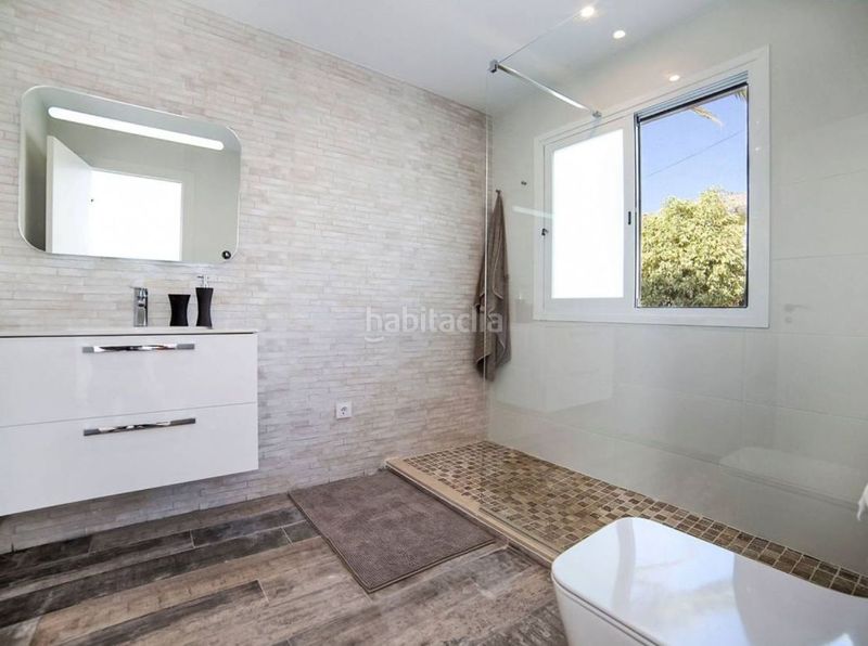 Foto a3515ca3-7f56-48c2-ac4c-07f045fbb981. Chalet en Benicolada - Las Adelfas Calp