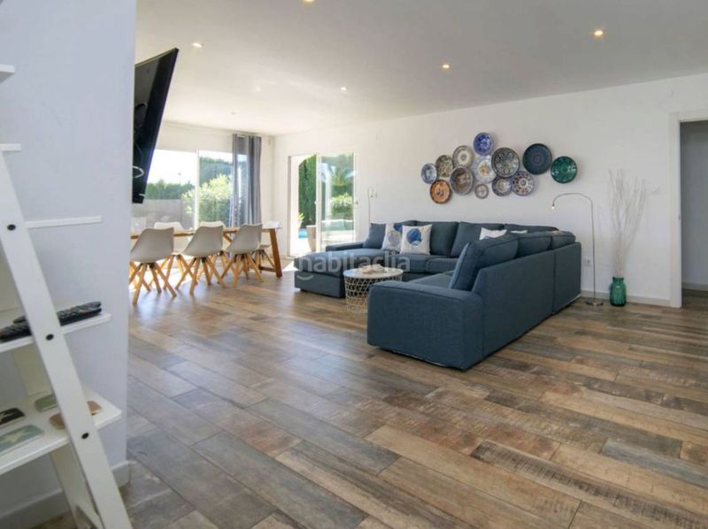 Foto fa8a6e26-7b95-42e6-ad7a-0bbefb66f424. Chalet en Benicolada - Las Adelfas Calp