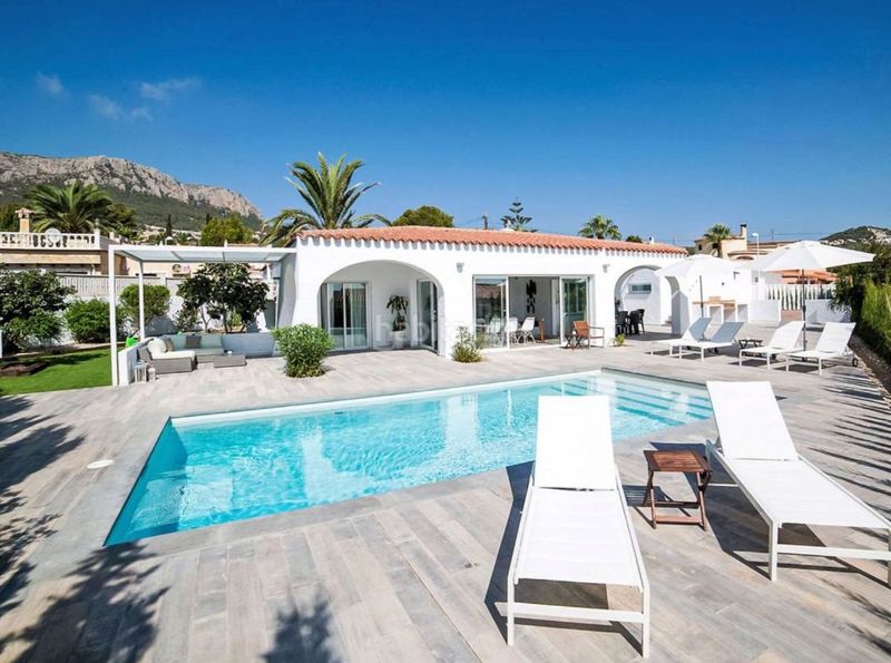 Foto fba620b1-2005-4eec-b216-f0fc4b9f3d4d. Chalet en Benicolada - Las Adelfas Calp