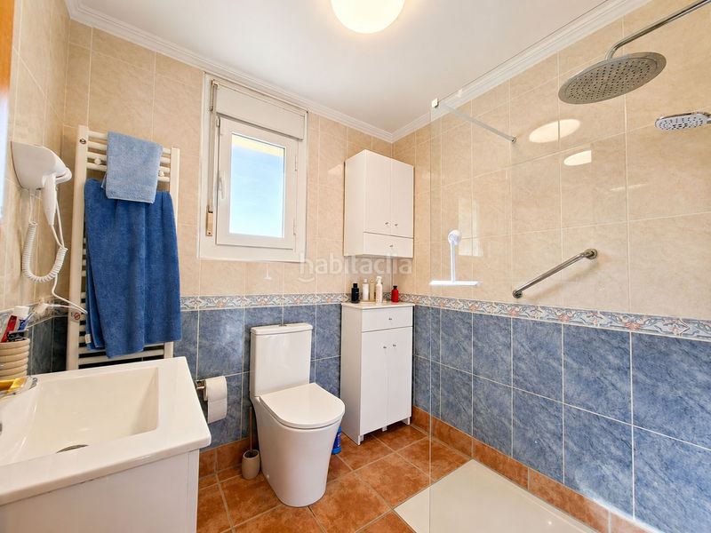 Foto 148eafc7-b984-462f-aaf5-72914c8105d3. Casa amb piscina a Benicolada - Las Adelfas Calp