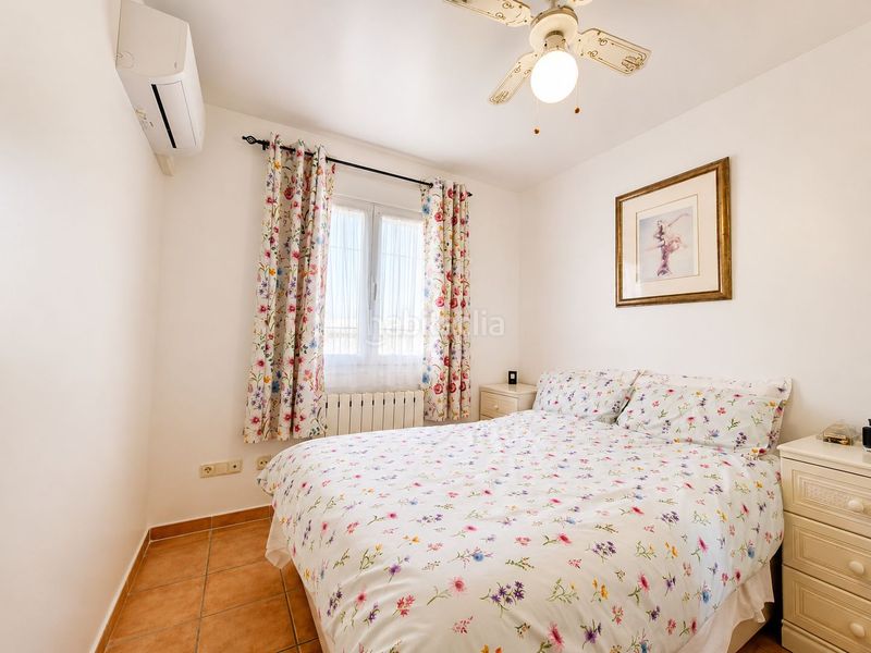 Foto ed8044da-c031-4d85-b781-022e76bbf292. Casa amb piscina a Benicolada - Las Adelfas Calp