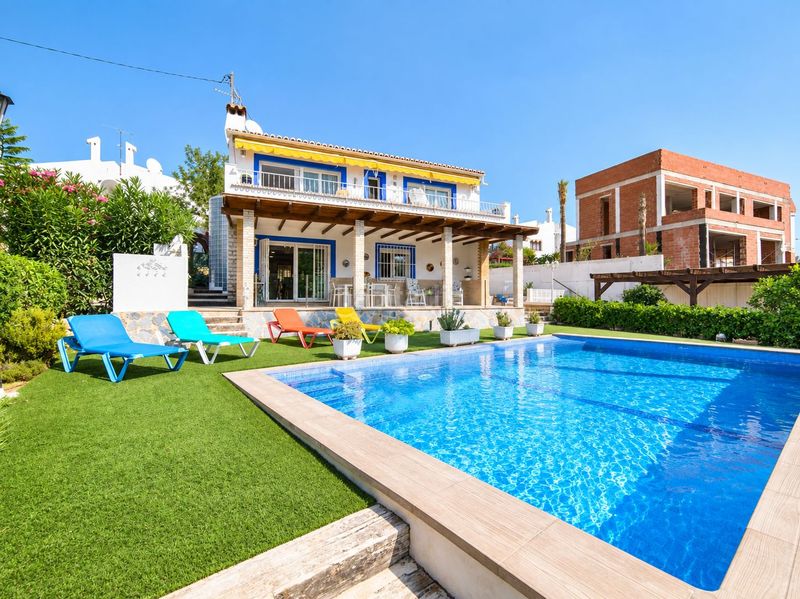 Foto 782bf440-36c2-4d69-95f4-a04746a8681c. Chalet with heating pool in La Caleta - La Calalga - Les Bassetes Calp