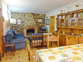 Casa adossada  Alta. Casa para entrar a vivir en peñacoba  santo domingo de silos  bu