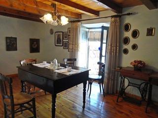 House  Real. Casa señorial en huerta de arriba  burgos