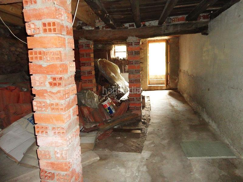 Foto 3533cece-dfcf-41cd-8f61-1f791c4e7254. Casa en iglesia 14 casa de pueblo con jardín y garaje en espejon soria en Espejón