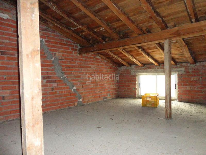 Foto 550bf4aa-ddd2-4633-b063-8310b6c28738. Casa en iglesia 14 casa de pueblo con jardín y garaje en espejon soria en Espejón