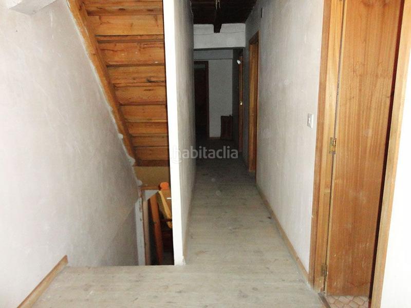 Foto d9128e80-8237-4ef5-a833-e725b67f487c. Casa en iglesia 14 casa de pueblo con jardín y garaje en espejon soria en Espejón