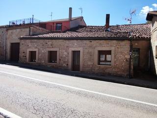 Maison  Cruz 25. Casa de una sola planta para entrar a vivir en castrillo de la r