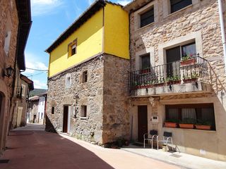 Mas à Iglesia 62. Casa para entrar a vivir en quintanilla urilla  burgos