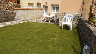 Maison jumelée à Huertas 10. Casa con jardin y garaje en espejon  soria