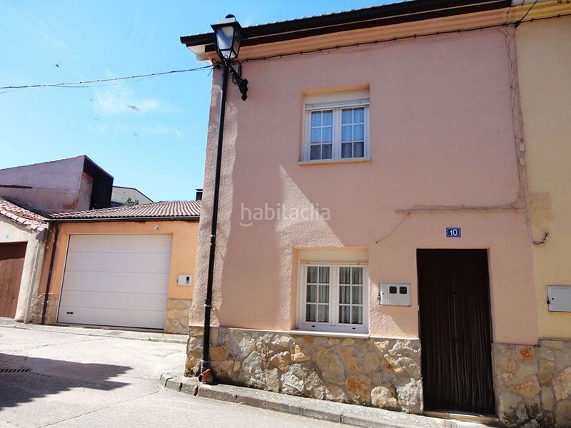 Foto d735e2cf-853e-4dbb-8941-8f7a82d0def7. Casa adossada a huertas 10 a Espejón