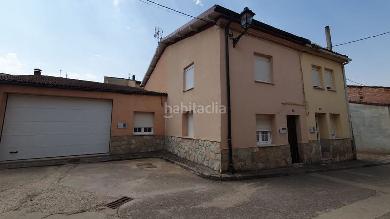 Foto fee5ca93-2234-430b-9108-342001b472a6. Casa adossada a huertas 10 a Espejón