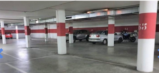 Lloguer Aparcament cotxe a A Milagrosa. Se alquila plaza de garaje edificio calle menorca