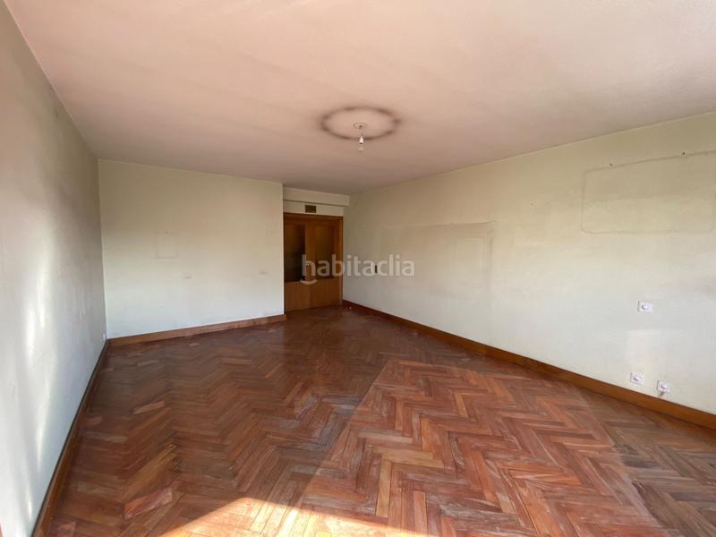 Foto 0437dd00-cfd8-456f-b75a-cbfe10b00218. Piso oportunidad única en el corazón ! en Centro - Recinto Amurallado Lugo