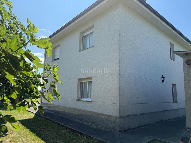 Foto 307add51-99cb-4c53-8b49-9aea7c78768f. Casa se vende casa con gran parcela en Begonte