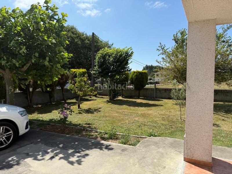 Foto 5c4a59c9-5d16-4414-8e43-1b6f6631eee5. Casa se vende casa con gran parcela en Begonte