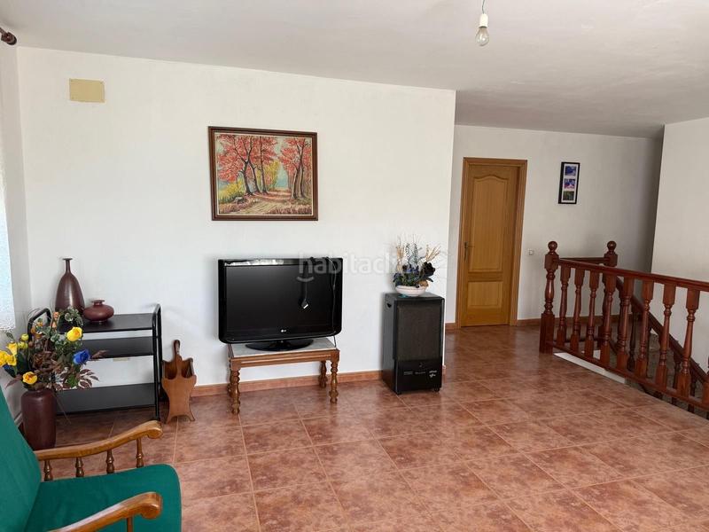 Foto b8338ac0-4e51-4af0-9b10-92c8a2debd29. Casa se vende casa con gran parcela en Begonte