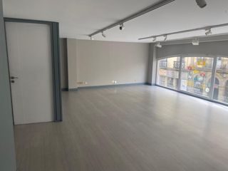 Miete Geschäftsraum in Recatelo - O Carme. Se alquila local en calle obispo aguirre.