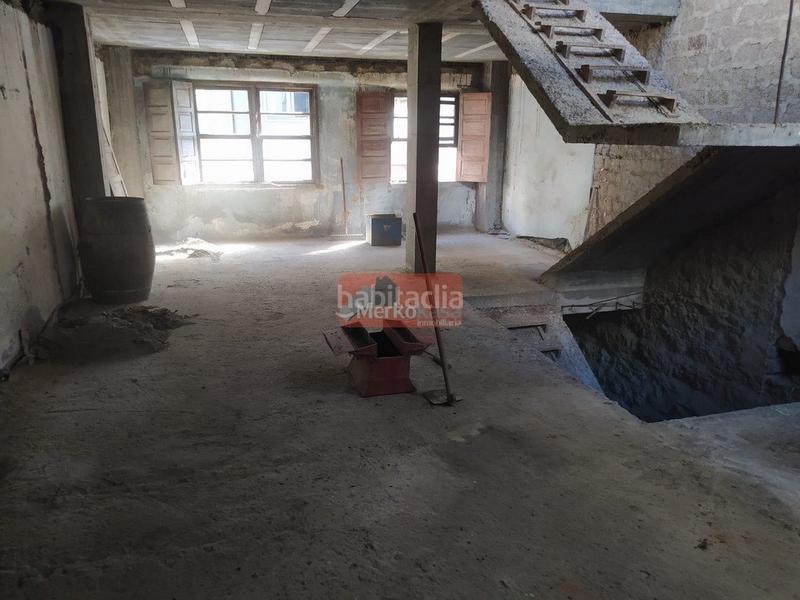 Foto c111d4b7-e3ca-4ac8-a6cf-fbafa1ad88e7. Casa se vende casa para reformar en rúa quirogafonte dos ranchos en Lugo