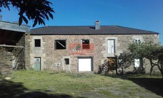 Casa a Parroquias del Este. Se vende casa de piedra semireformada  con finca cerrada cerca d