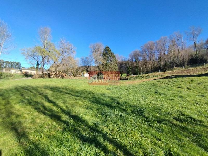 Foto c2d5509a-18e7-4a06-877b-3f2443d2242e. Terreno residenziale in Castro de Rei