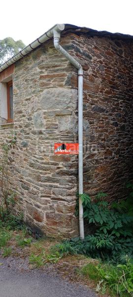 Foto 39d09346-d743-4f80-b142-79b3f63c33d9. Casa amb calefacció aparcament a Baleira