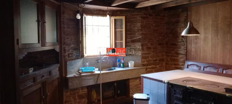 Foto 66238a8f-4c0e-4a15-a88a-f5093df0b86d. Casa amb calefacció aparcament a Baleira