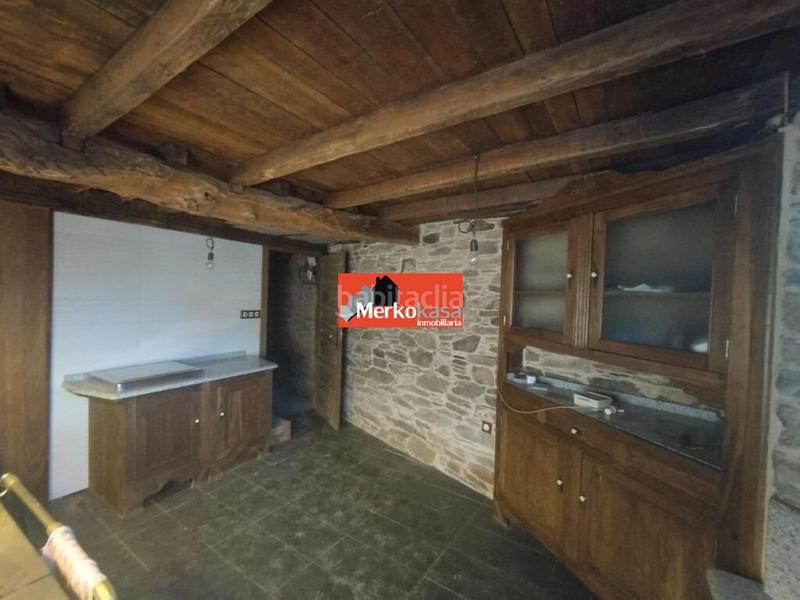 Foto 82e3ce05-0b15-4cd2-8a3a-da56b3ecf5bc. Casa amb calefacció aparcament a Baleira