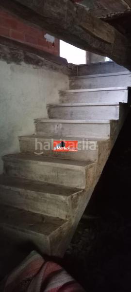 Foto 8c71d974-7175-450f-8dec-83f2c9d5775e. Casa amb calefacció aparcament a Baleira