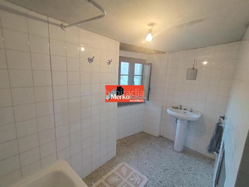 Foto b92ee15b-49a5-426b-911b-fe5ea4728939. Casa amb calefacció aparcament a Baleira