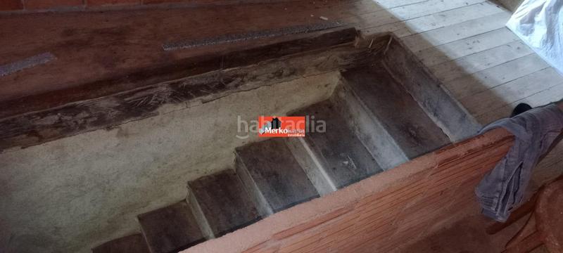 Foto f43d0dfd-d81a-4b72-af17-4511c32fe7c6. Casa amb calefacció aparcament a Baleira