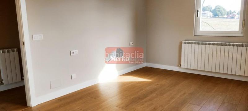 Foto 18ac6173-c3cc-4f33-b5dd-ce779575142c. Chalet con riscaldamento in Parroquias del Este Lugo