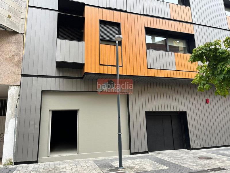 Foto b848ab7a-fce0-4200-9ea6-6d34243c7edc. Affitto locale commerciale in A Milagrosa Lugo