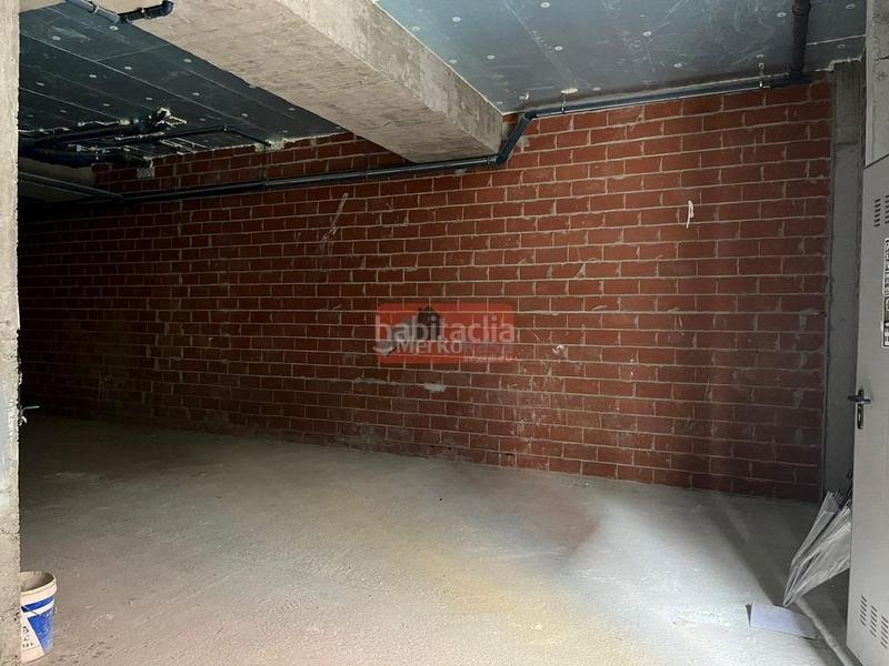 Foto c3720f0f-2d4e-4dda-b321-6ef7333e6df9. Rent business premise in A Milagrosa Lugo
