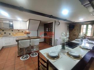 Casa a Outeiro de Rei. Se vende espectacular casa rústica en plena naturaleza con finca