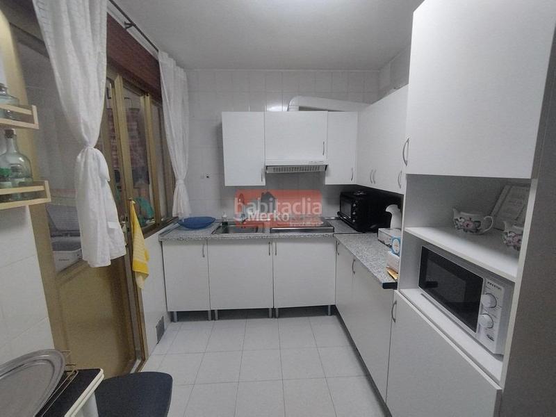 Foto f503785c-966e-4466-8c55-29d792fa38b1. Appartement avec parking dans A Piriganlla - Albeiros - Garabolos Lugo