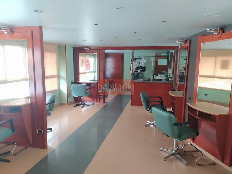 Foto 0074a1d3-519b-416a-9471-3448c3a95c9e. Oficina amb calefacció a A Milagrosa Lugo